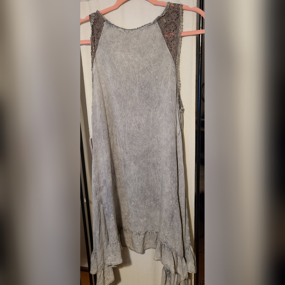 Dress - Picture 2 of 4